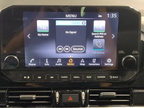 Used 2022 Nissan Pathfinder SL FWD image 25