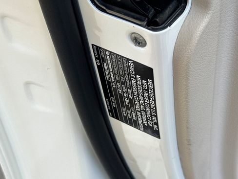 Certified 2023 Mercedes-Benz EQS 450+ SUV image 25