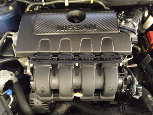 Used 2017 Nissan Sentra S FWD image 30