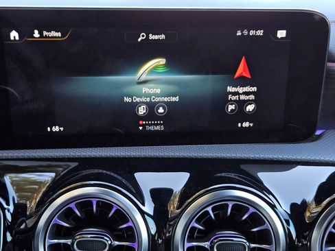 Used 2022 Mercedes-Benz CLA 35 AMG 4MATIC image 17