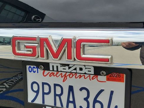 Used 2019 GMC Yukon XL Denali w/ Open Road Package AWD/4WD image 31