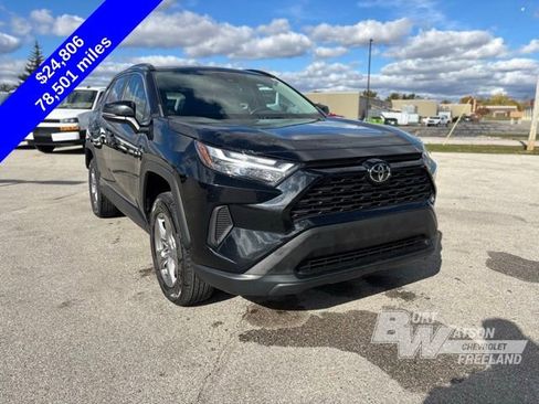 Used 2022 Toyota RAV4 XLE image 7