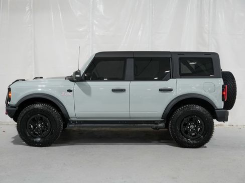 Used 2024 Ford Bronco Wildtrak AWD/4WD image 2