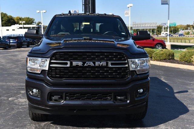 Used 2022 RAM 2500 Big Horn w/ Level C Equiment Group AWD/4WD image 4
