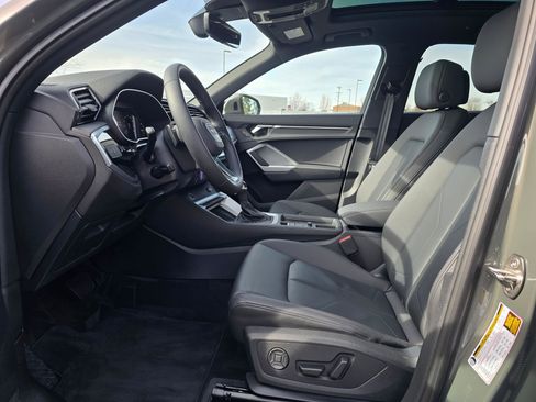 Certified 2025 Audi Q3 2.0T Premium w/ Convenience Package image 11