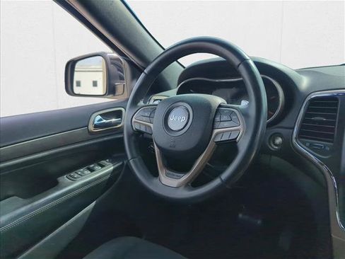 Used 2017 Jeep Grand Cherokee Laredo w/ Quick Order Package 2BE image 27