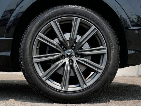 Used 2022 Audi SQ8 Prestige w/ Prestige Package image 14