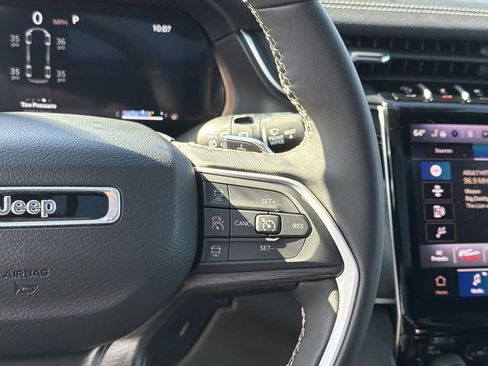 Used 2024 Jeep Grand Cherokee L Limited w/ Luxury Tech Group II image 29