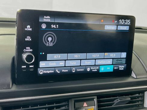 Used 2023 Honda Pilot Elite image 15
