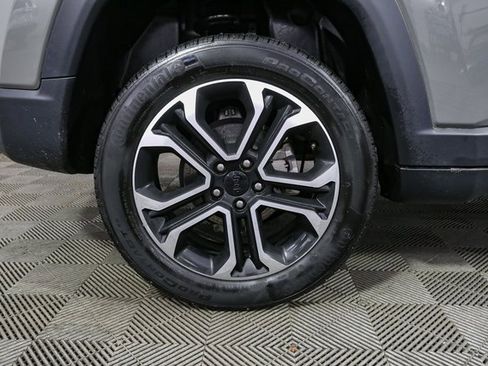 Used 2022 Jeep Compass Limited image 16