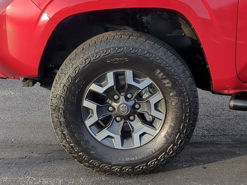 Certified 2023 Toyota Tacoma SR image 7