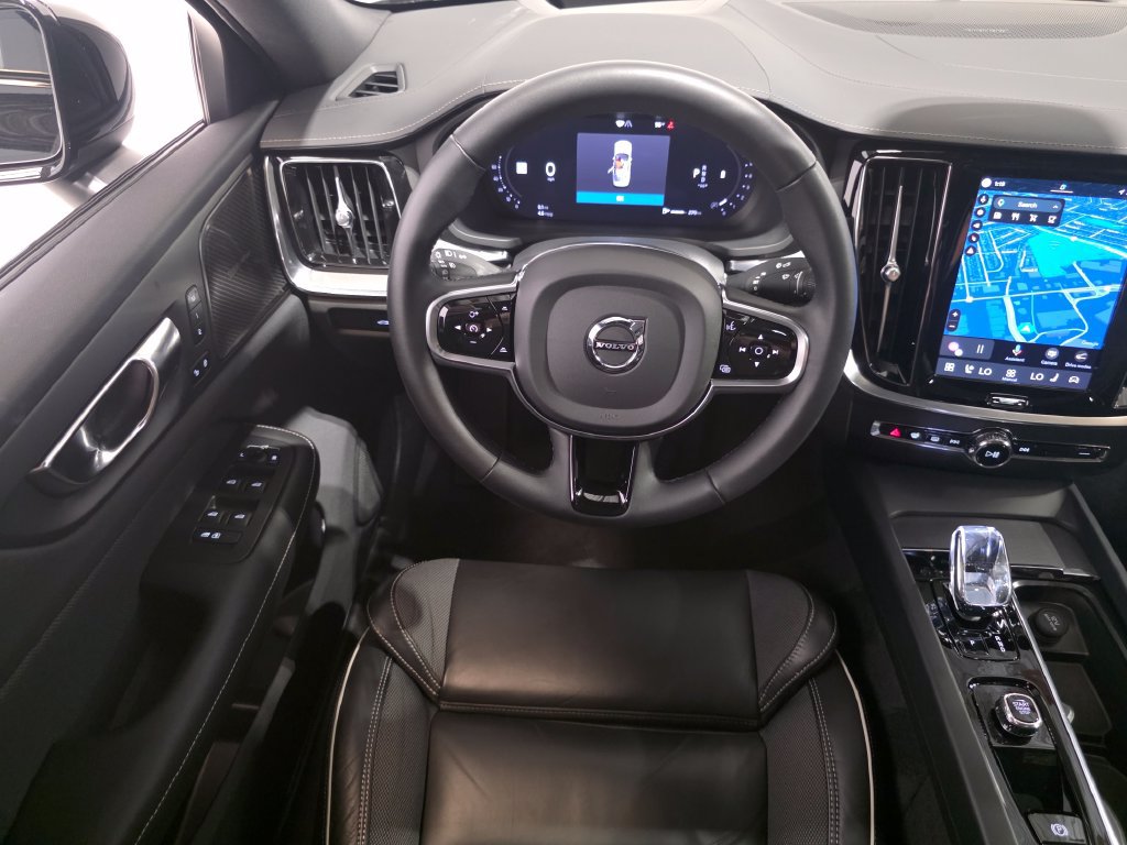 Used 2023 Volvo S60 B5 Ultimate w/ Climate Package AWD/4WD image 17