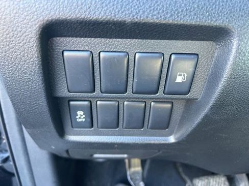 Used 2012 Nissan Murano S image 10