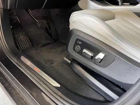 Used 2023 BMW X5 sDrive40i w/ Parking Assistance Package image 12