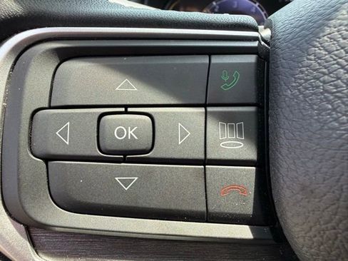 Used 2025 Jeep Wagoneer Series III w/ Premium Group I AWD/4WD image 23