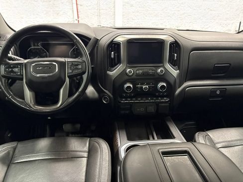 Used 2021 GMC Sierra 1500 Denali w/ Denali Carbonpro Edition AWD/4WD image 12