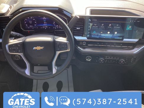 Used 2024 Chevrolet Silverado 1500 LT image 17