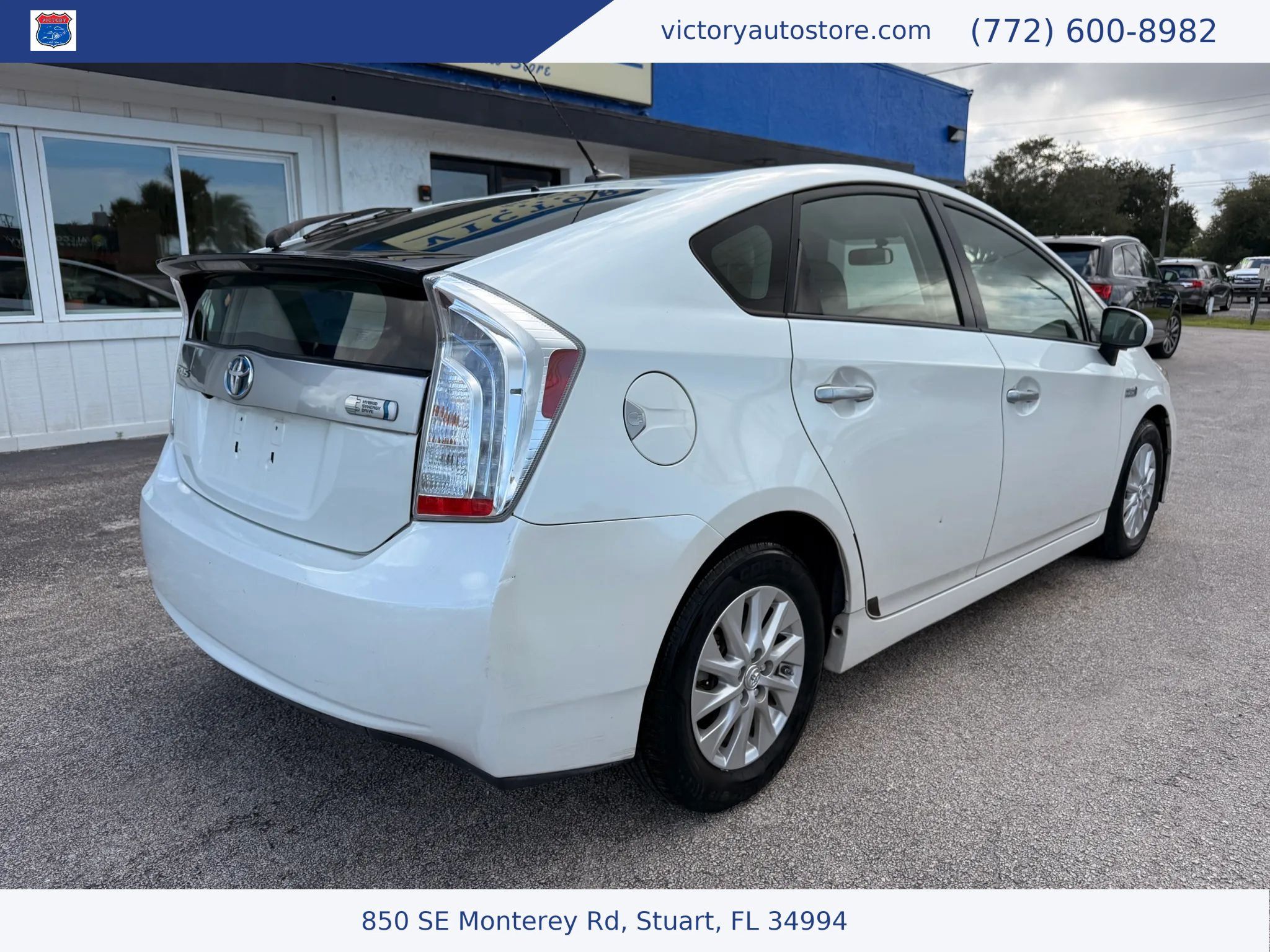Used 2013 Toyota Prius Prime Plug-In Hybrid FWD image 9
