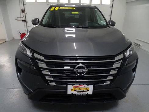 Used 2024 Nissan Rogue SV AWD/4WD image 24
