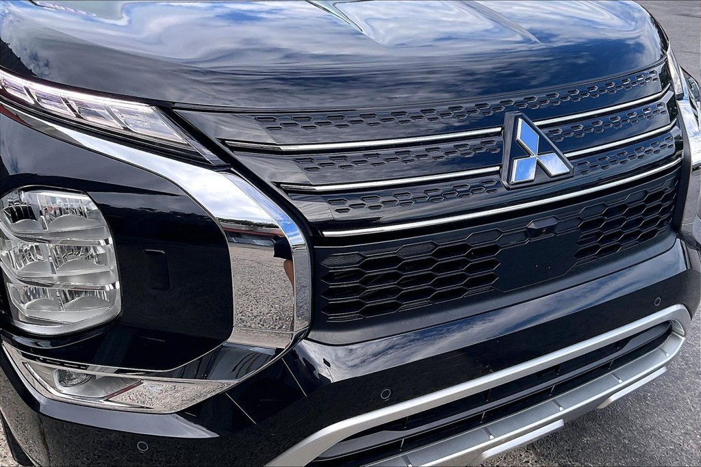 Used 2022 Mitsubishi Outlander SEL AWD/4WD image 29