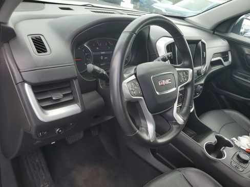 Used 2024 GMC Terrain SLT FWD image 18