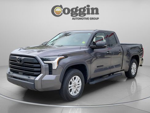 Used 2023 Toyota Tundra SR5 w/ SR5 Premium Package AWD/4WD image 1