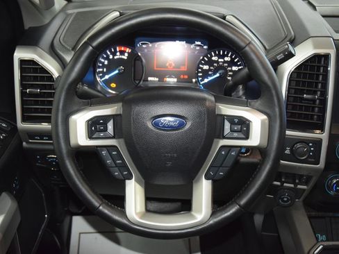 Used 2021 Ford F250 Lariat w/ Lariat Ultimate Package AWD/4WD image 36