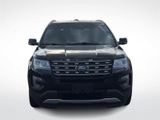 Used 2016 Ford Explorer XLT w/ Equipment Group 202A image 3