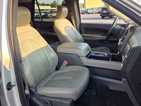 Used 2019 Ford Expedition Limited RWD image 17