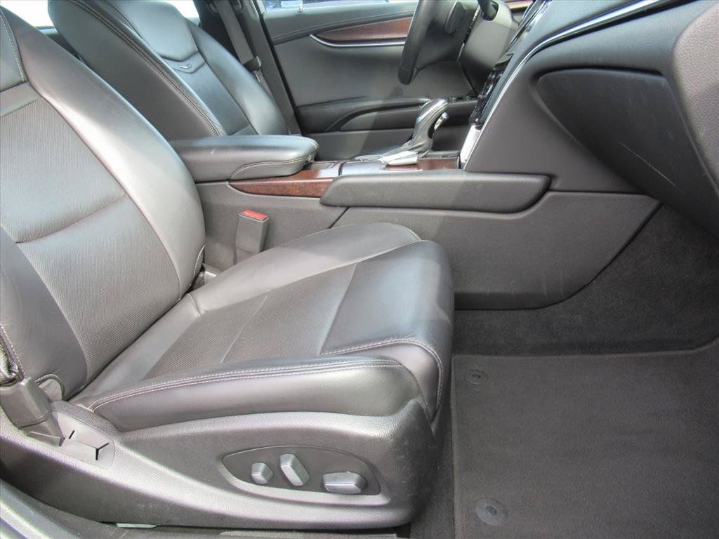 Used 2019 Cadillac XTS Luxury FWD image 9