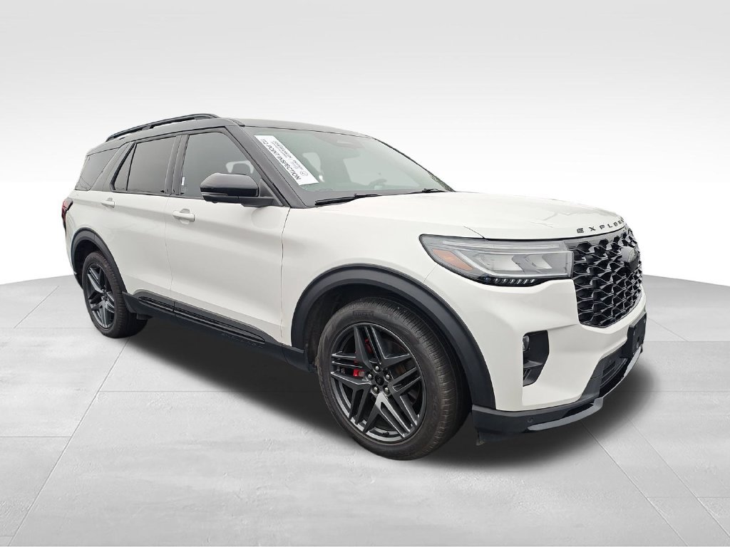 Used 2025 Ford Explorer ST AWD/4WD image 7