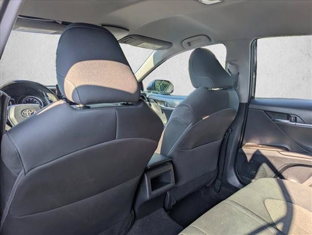 Used 2022 Toyota Camry LE FWD image 21