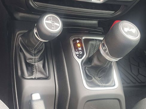 Used 2026 Jeep Wrangler Unlimited Sport AWD/4WD image 21