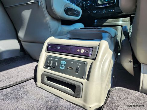 Used 2023 Chevrolet Express 2500 Extended image 50