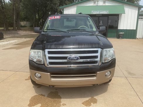 Used 2014 Ford Expedition EL XLT w/ Equipment Group 202A AWD/4WD image 4