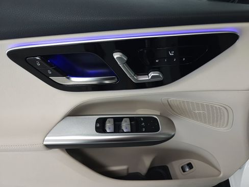 Certified 2026 Mercedes-Benz GLC 300 4MATIC image 6