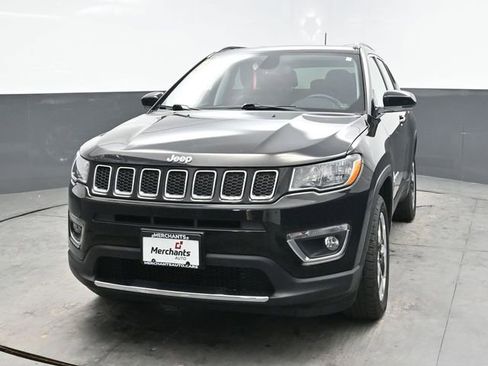 Used 2018 Jeep Compass Limited AWD/4WD image 2