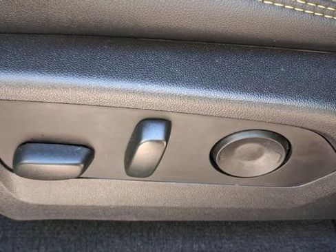 Used 2025 Chevrolet Colorado ZR2 AWD/4WD image 25