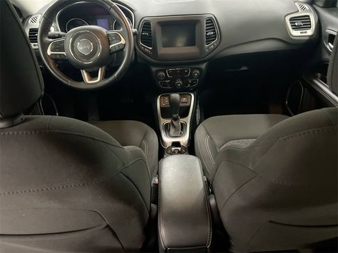 Used 2019 Jeep Compass Sport w/ Cold Weather Group image 3