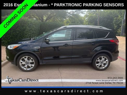 Used 2016 Ford Escape Titanium FWD image 2