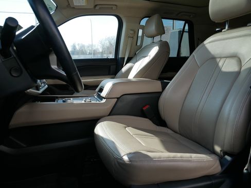 Certified 2022 Ford Expedition Max Limited image 6