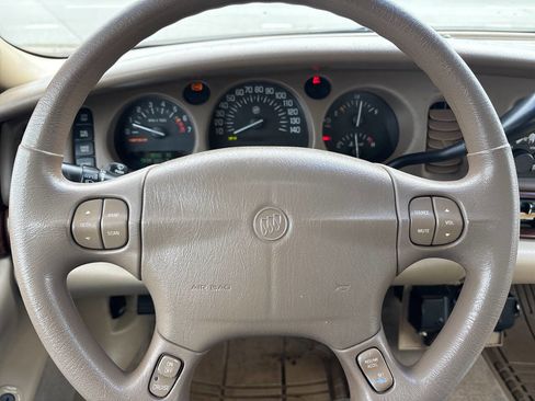 Used 2005 Buick Le Sabre Custom image 11