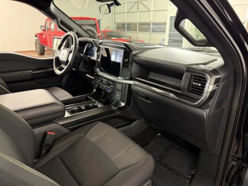 Used 2025 Ford F150 STX w/ Equipment Group 200A AWD/4WD image 33