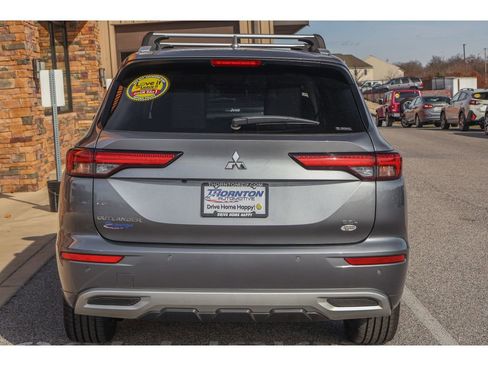 Used 2024 Mitsubishi Outlander SEL image 4