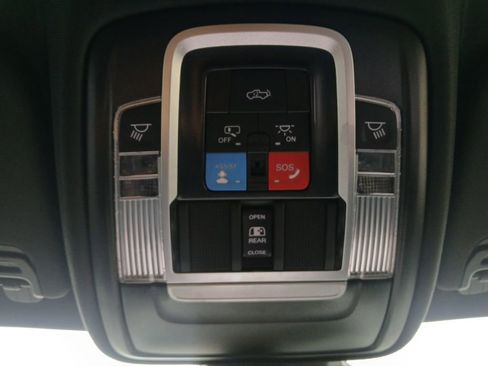 Used 2025 RAM 1500 Lone Star AWD/4WD image 7