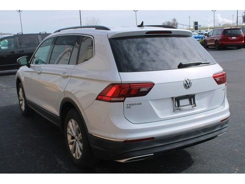Used 2018 Volkswagen Tiguan SE image 6