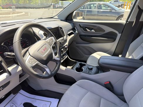 Used 2022 GMC Terrain SLE w/ Driver Convenience Package FWD image 28