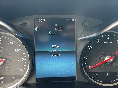 Used 2021 Mercedes-Benz GLC 300 image 31