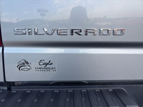 Used 2024 Chevrolet Silverado 1500 Custom image 31