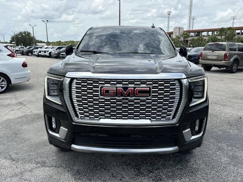 Used 2023 GMC Yukon Denali RWD image 3